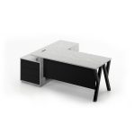 executive desk dubai by Space Master