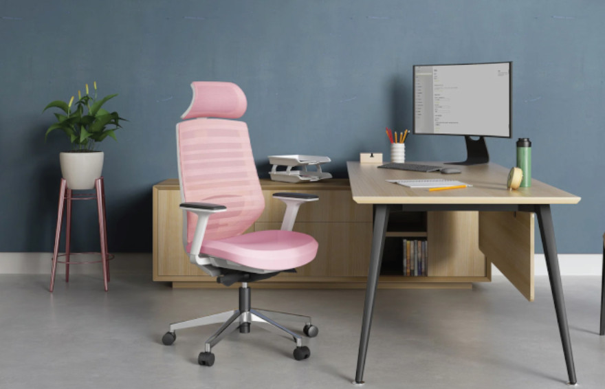 Durable Office Desks in Dubai